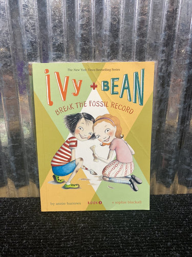 ivy + Bean Break the Fossil Record Book