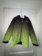 Load image into Gallery viewer, Boys Winter Coat (org $85) Under Armour M