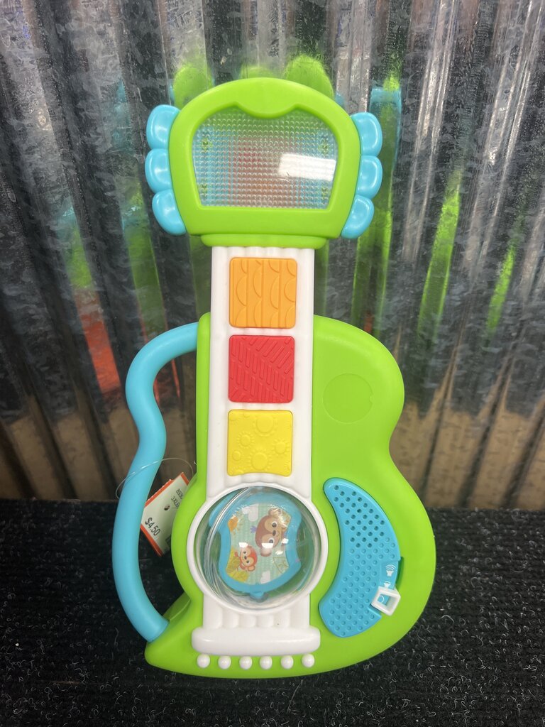 Mini Green Guitar (needs batteries)