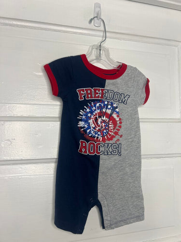 Boys SS Outfit way to celebrate! 12M
