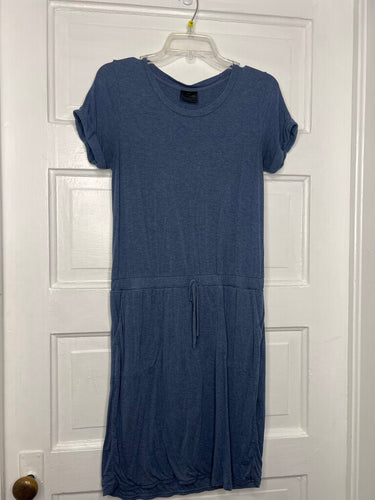 Gals Dress 32 Degree Cool M