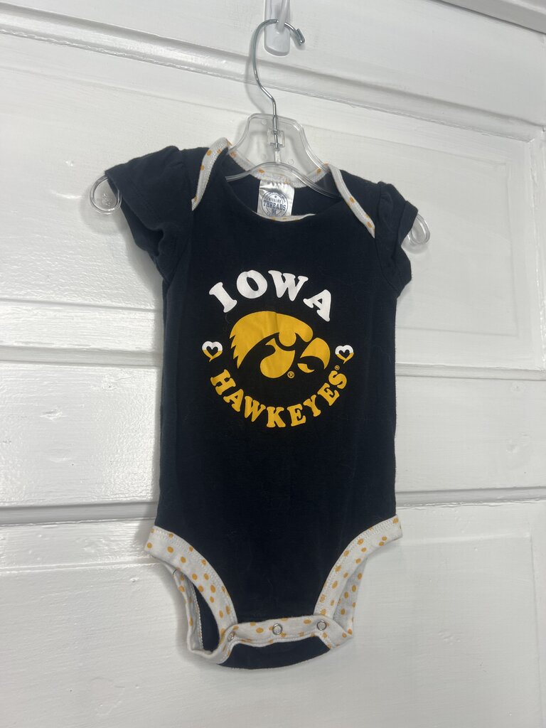 Girls Hawkeyes Onesie Set (2pc) Rivalry Threads 91 6-9M