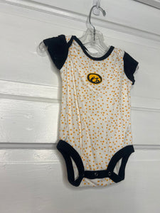 Girls Hawkeyes Onesie Set (2pc) Rivalry Threads 91 6-9M
