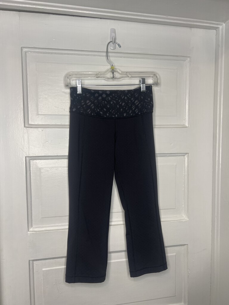 Gals Athletic Capri lululemon athletica 2