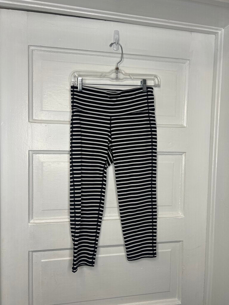 Gals Athletic Capris athleta S