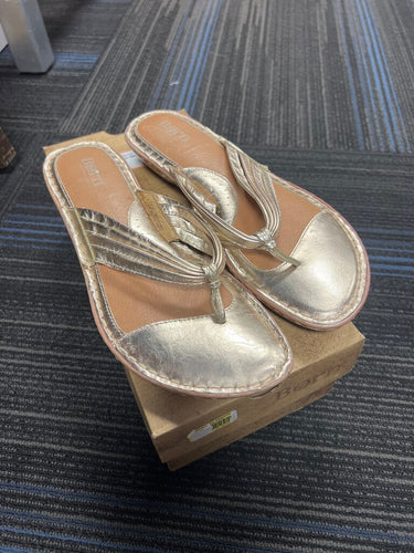 Gals Sandals (NEW) org $99 Born 10