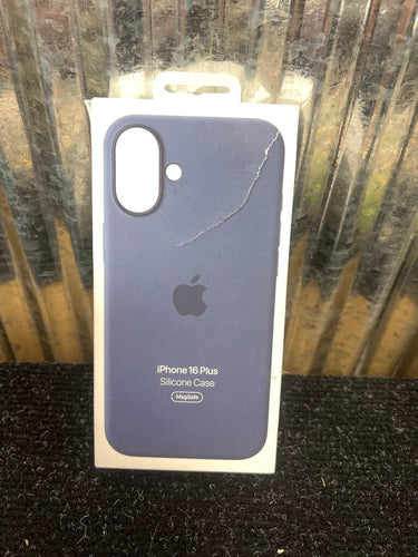 Iphone 16 Plush Case (NEW)