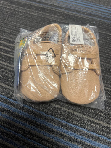 Boys Shoes (NEW) 6-12M