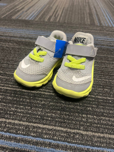 Boys Shoes Nike 3