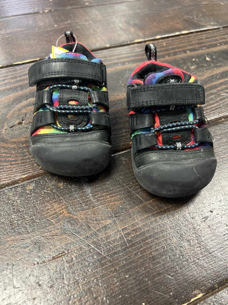 Boys Shoes Keen 5