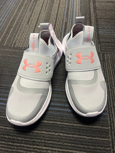 Gals Tennis Shoes (minor stains) Under Armour 10
