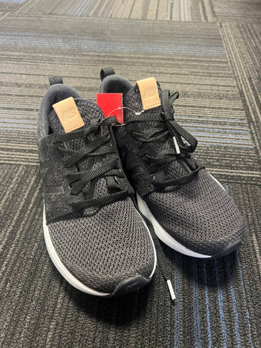 Gals Sneakers New Balance 9