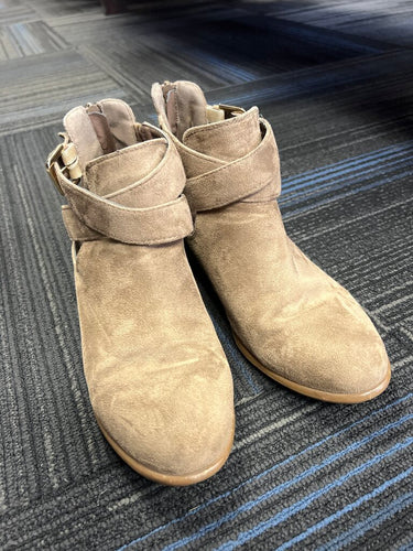 Gals Booties Wild Diva 8