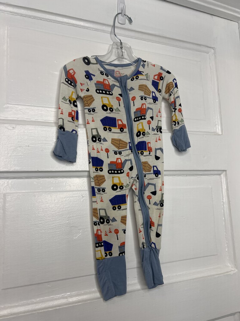 Boys Sleeper little sleepies 0-3M