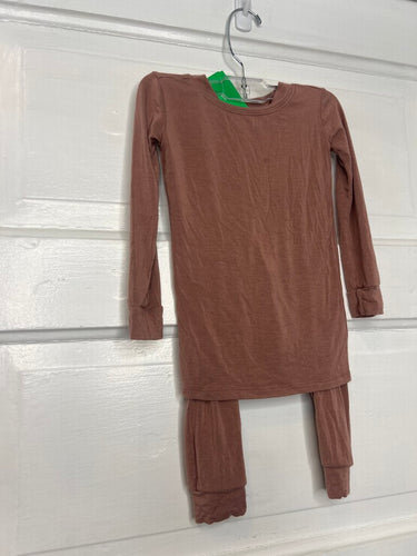 Girls Pajamas (2pc) plain jane. 2