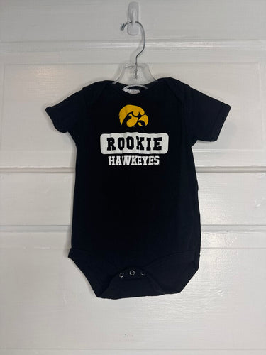 Unisex Hawkeyes Onesie 18M