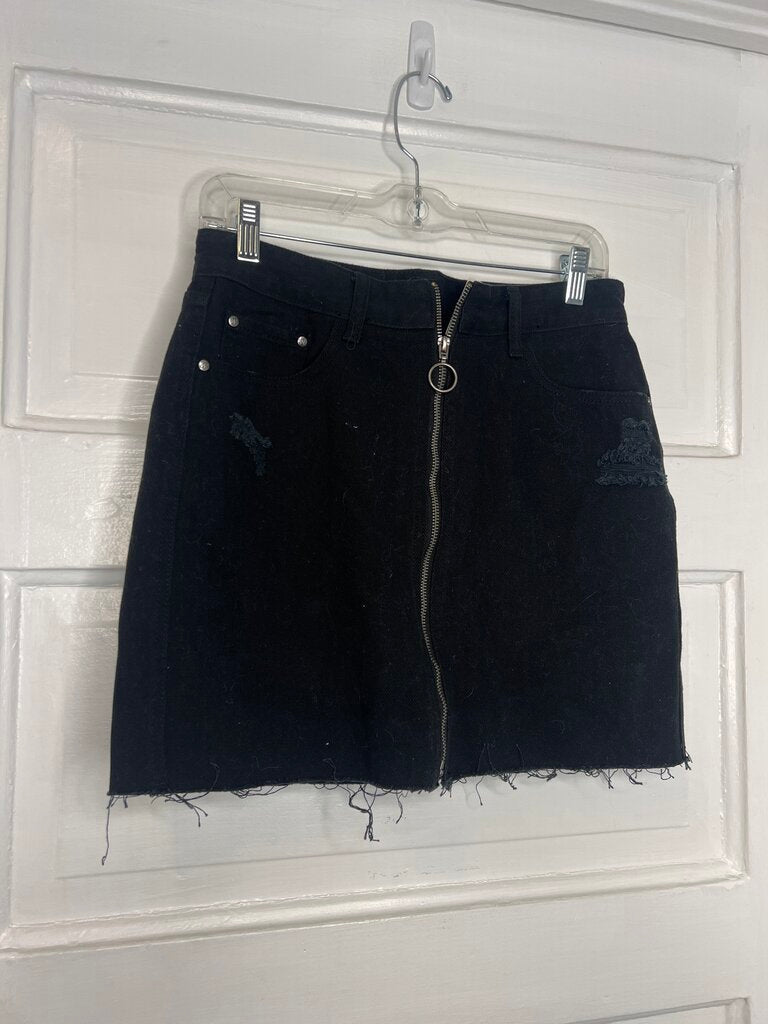 Gals Skirt (NEW) Wishlist L