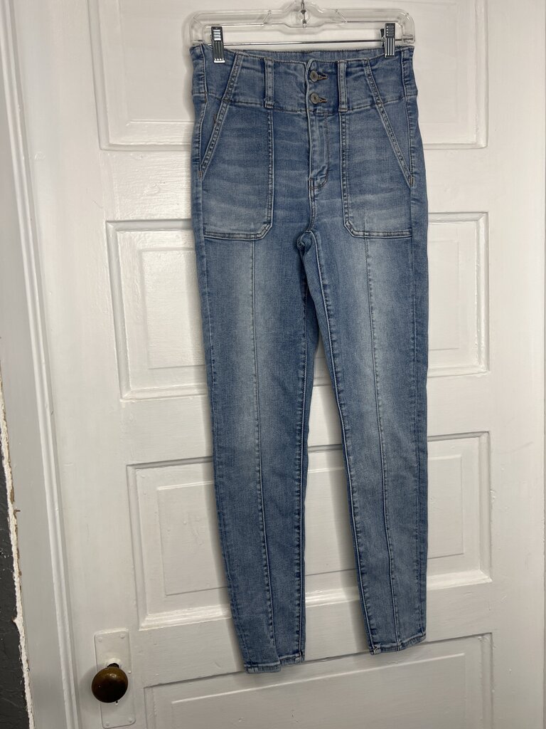 Gals Jeans American Eagle 6