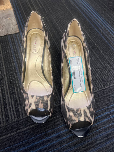 Gals Heels Bandolino 6.5