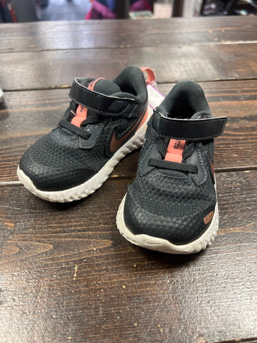 Girls Tennis Shoes Nike 6