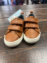 Load image into Gallery viewer, Boys Shoes (NEW) Cat &amp; Jack 6