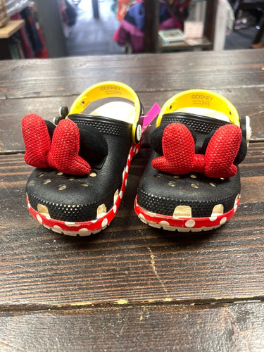 Girls Clogs Crocs 9