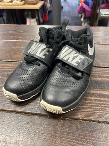 Boys Tennis Shoes Nike 7Y