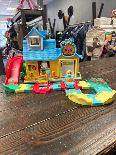 Coco melon House Track