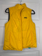 Load image into Gallery viewer, Gals Hawkeyes Reversible Vest Columbia S