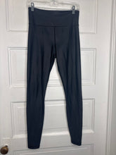 Load image into Gallery viewer, Gals Athletic Leggings Zyia 8-10