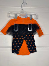 Load image into Gallery viewer, Girls LS Onesie W/ Pants Set (2pc) (NEW) Just One You NB