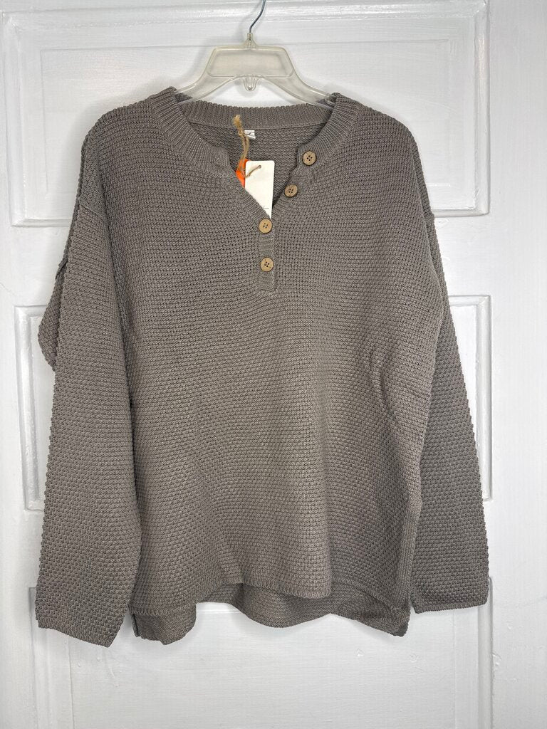 Gals Sweater (NEW) org $49 Wishlist M