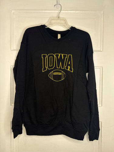 Gals Iowa Sweatshirt (NEW) org $55 Oat Collective M