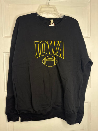 Gals Iowa Sweatshirt (NEW) org $55 Oat Collective L