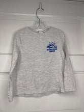 Load image into Gallery viewer, Boys Long Sleeve Old Navy 5T