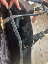 Load image into Gallery viewer, Michael Kors Purse