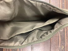 Load image into Gallery viewer, Purse - Olive