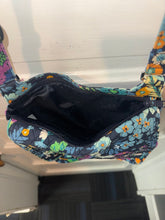 Load image into Gallery viewer, Vera Bradley Purse - Navy Floral