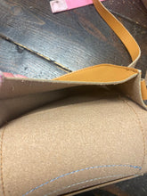 Load image into Gallery viewer, Girls Purse - Camel