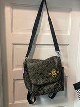 Load image into Gallery viewer, petunia pickle bottom diaper bag - blk/char