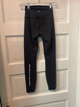 Load image into Gallery viewer, Gals Athletic Leggings lululemon athletica 2