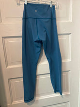 Load image into Gallery viewer, Gals Athletic Leggings lululemon athletica 6