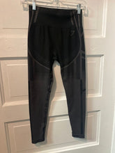 Load image into Gallery viewer, Gals Athletic Capri gymshark S