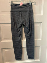 Load image into Gallery viewer, Gals Athletic Leggings lululemon athletica 2