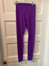Load image into Gallery viewer, Gals Athletic Leggings lululemon athletica 6