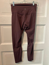 Load image into Gallery viewer, Gals Athletic Leggings (org $72) Savvi M