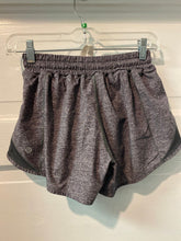 Load image into Gallery viewer, Gals Athletic Shorts lululemon athletica 4T