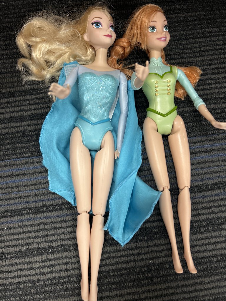 Anna & Elsa Barbies Set (2pc)